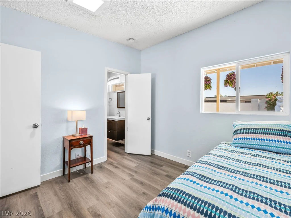 3211 Sundown, Las Vegas, NV 89169