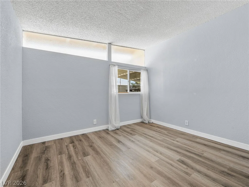 3211 Sundown, Las Vegas, NV 89169