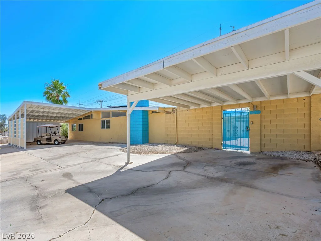 3211 Sundown, Las Vegas, NV 89169