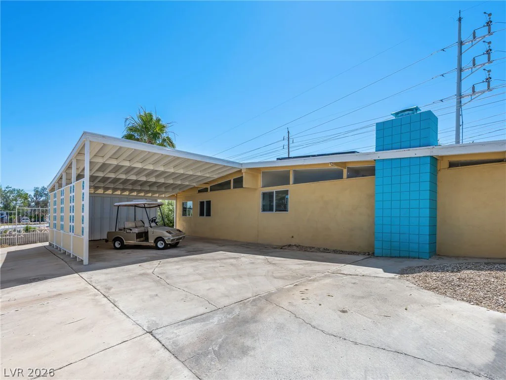 3211 Sundown, Las Vegas, NV 89169