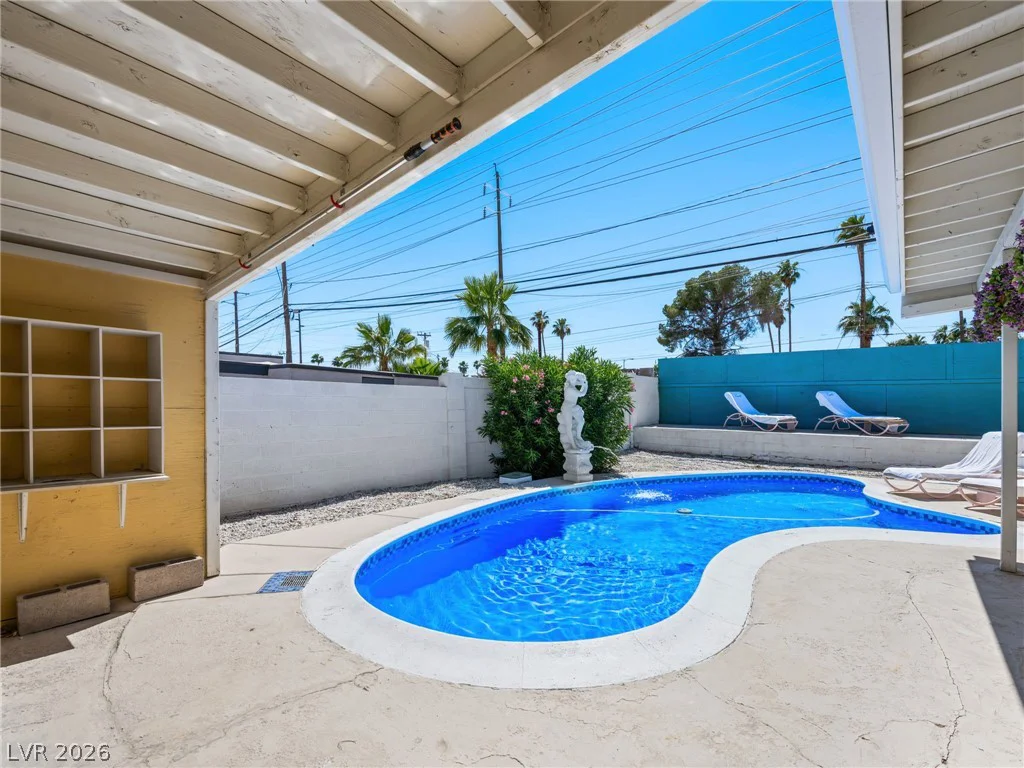 3211 Sundown, Las Vegas, NV 89169
