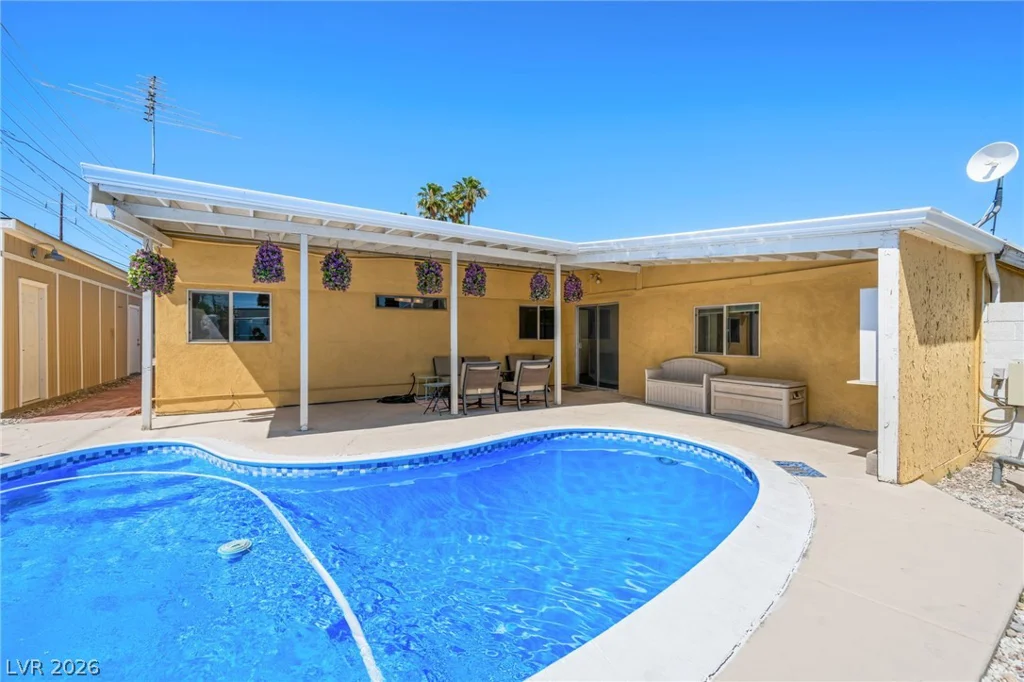 3211 Sundown, Las Vegas, NV 89169
