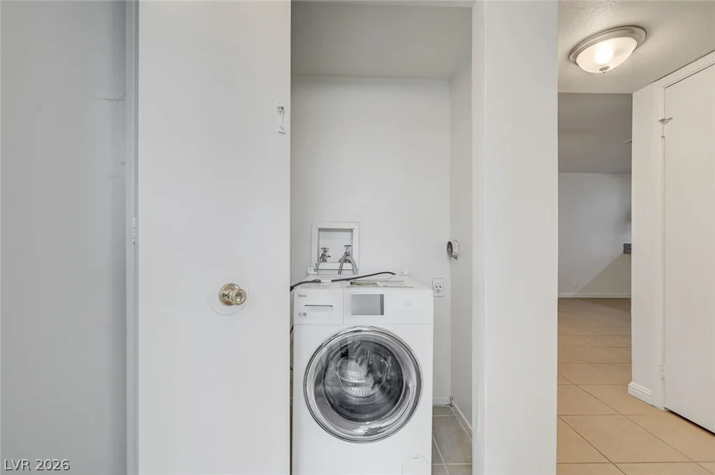 3263 Savalli, Las Vegas, NV 89102