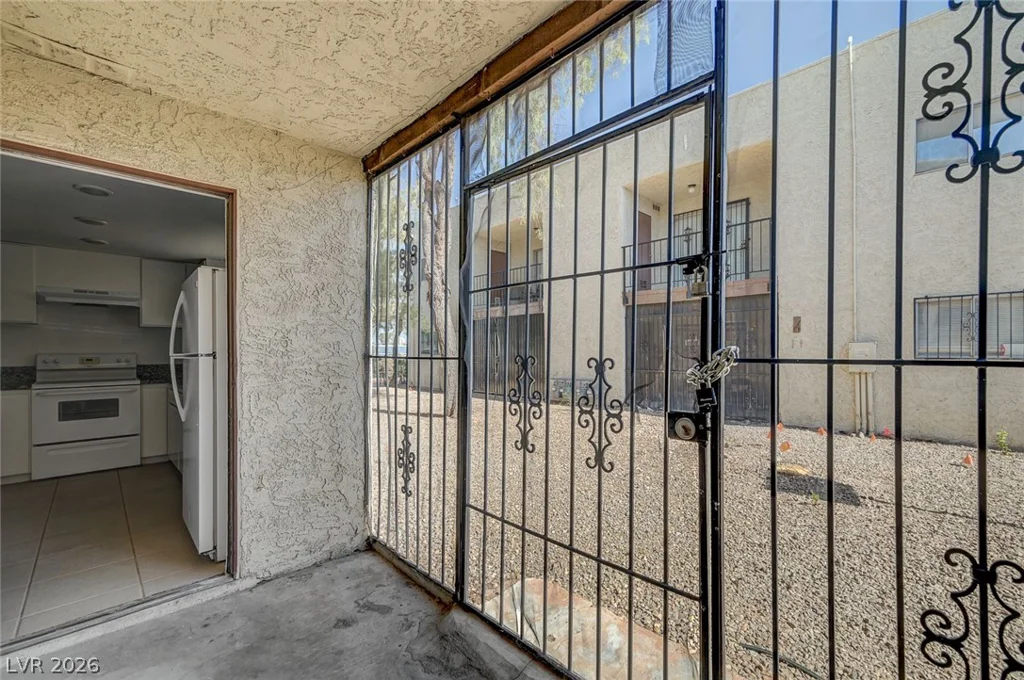 3263 Savalli, Las Vegas, NV 89102
