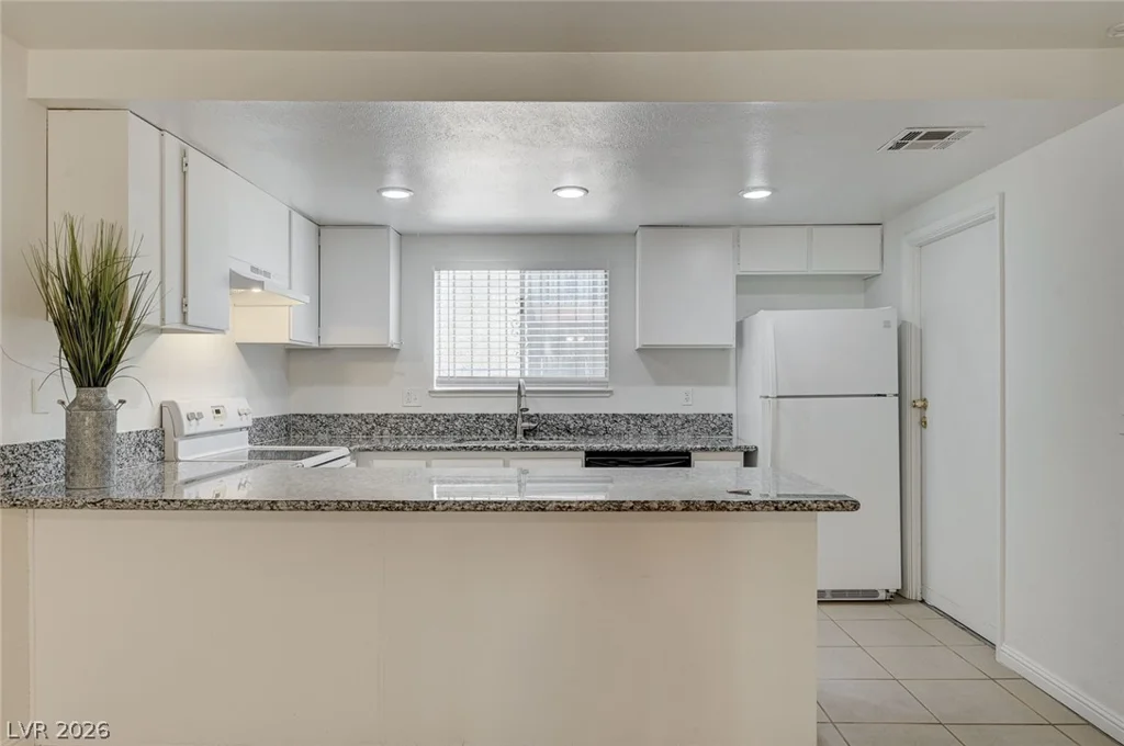 3263 Savalli, Las Vegas, NV 89102
