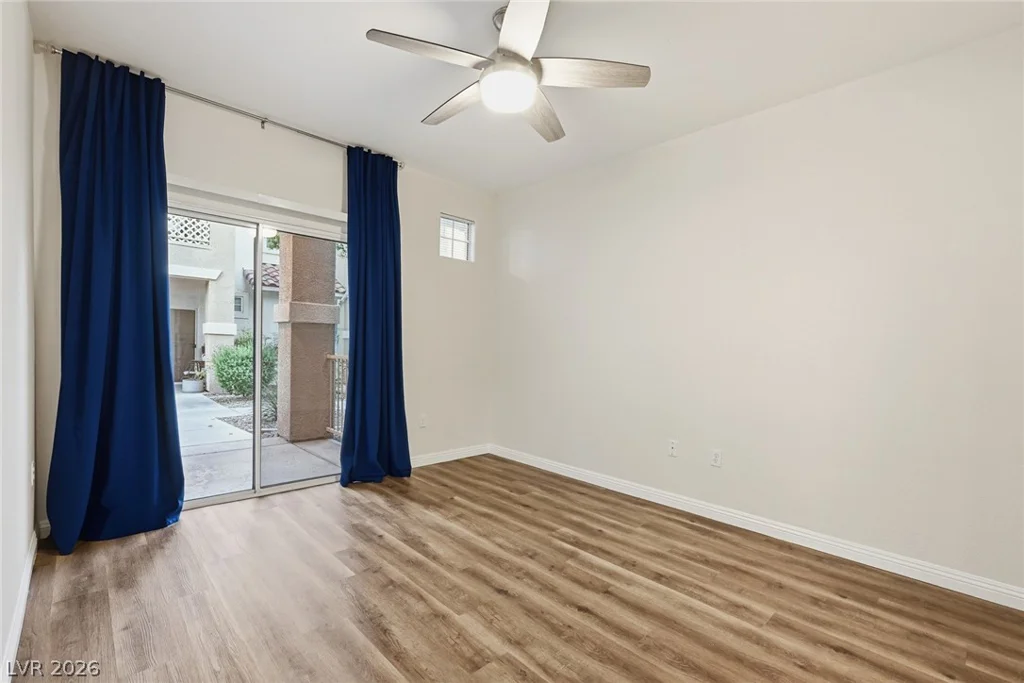8555 Russell, Las Vegas, NV 89113