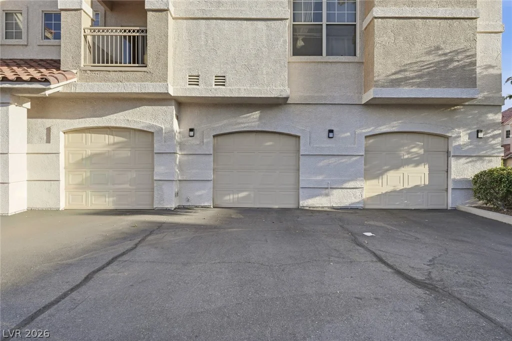 8555 Russell, Las Vegas, NV 89113