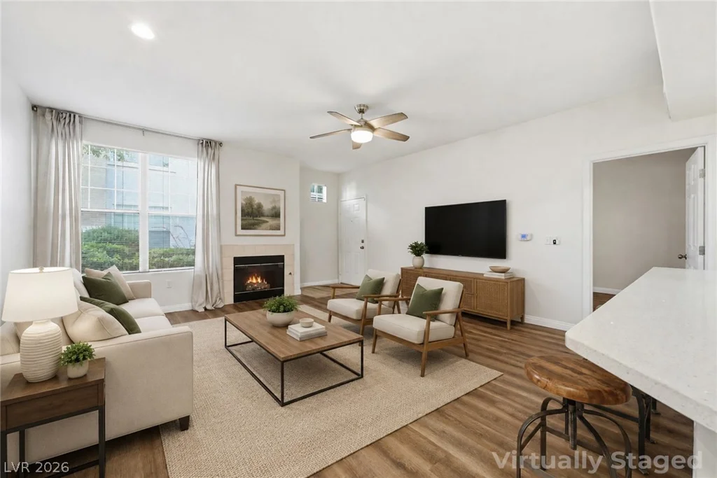 8555 Russell, Las Vegas, NV 89113