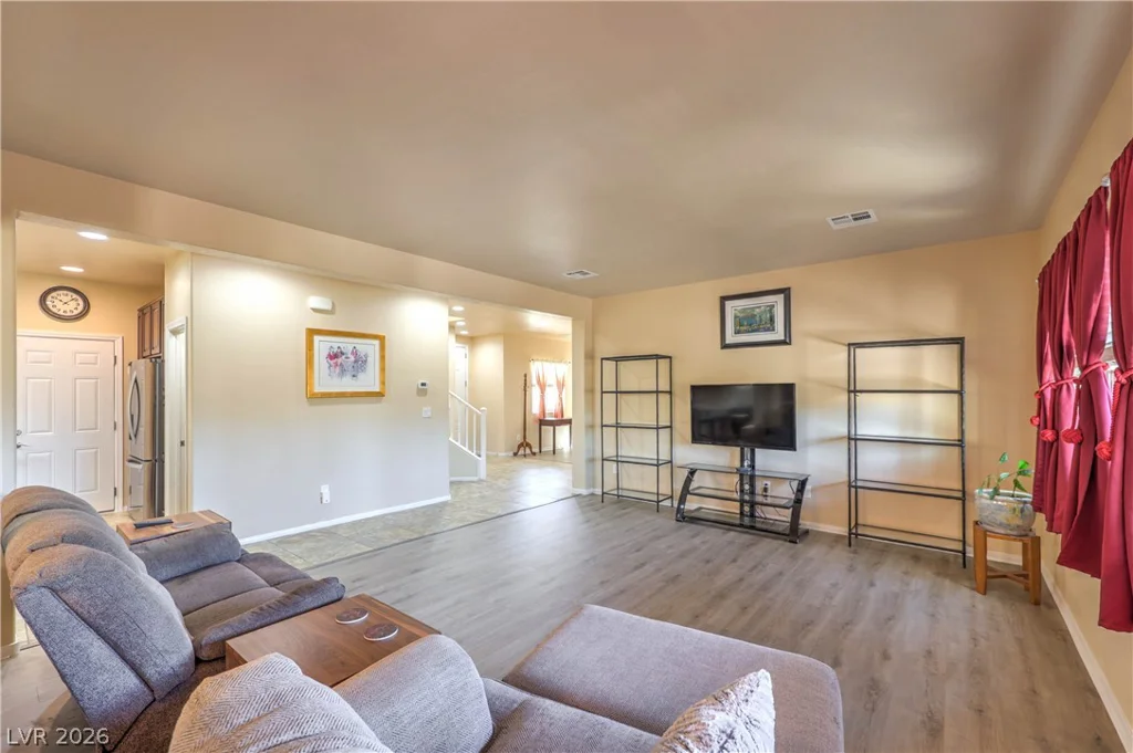 10677 Auburn Springs, Las Vegas, NV 89166