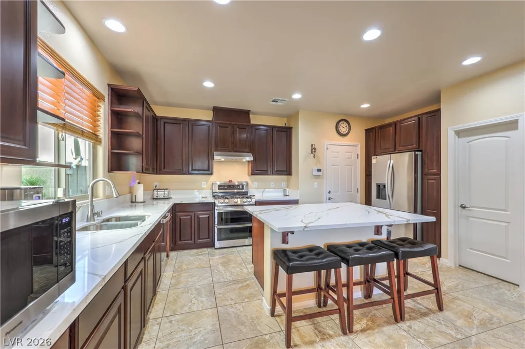 10677 Auburn Springs, Las Vegas, NV 89166