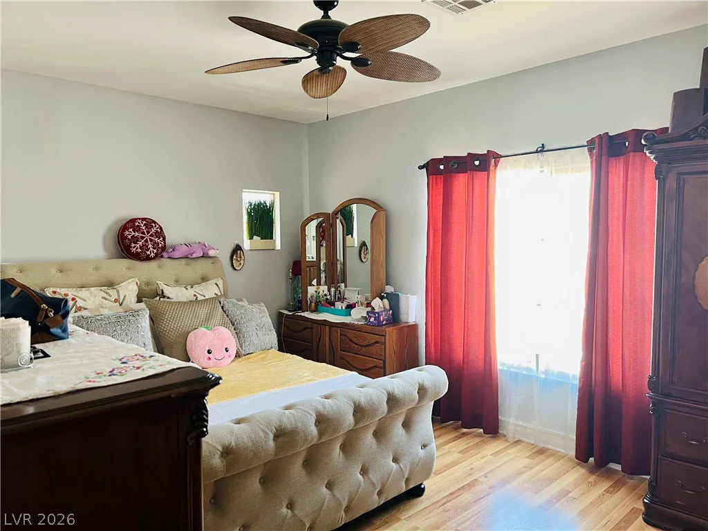 2213 Dale Bumpers, North Las Vegas, NV 89081
