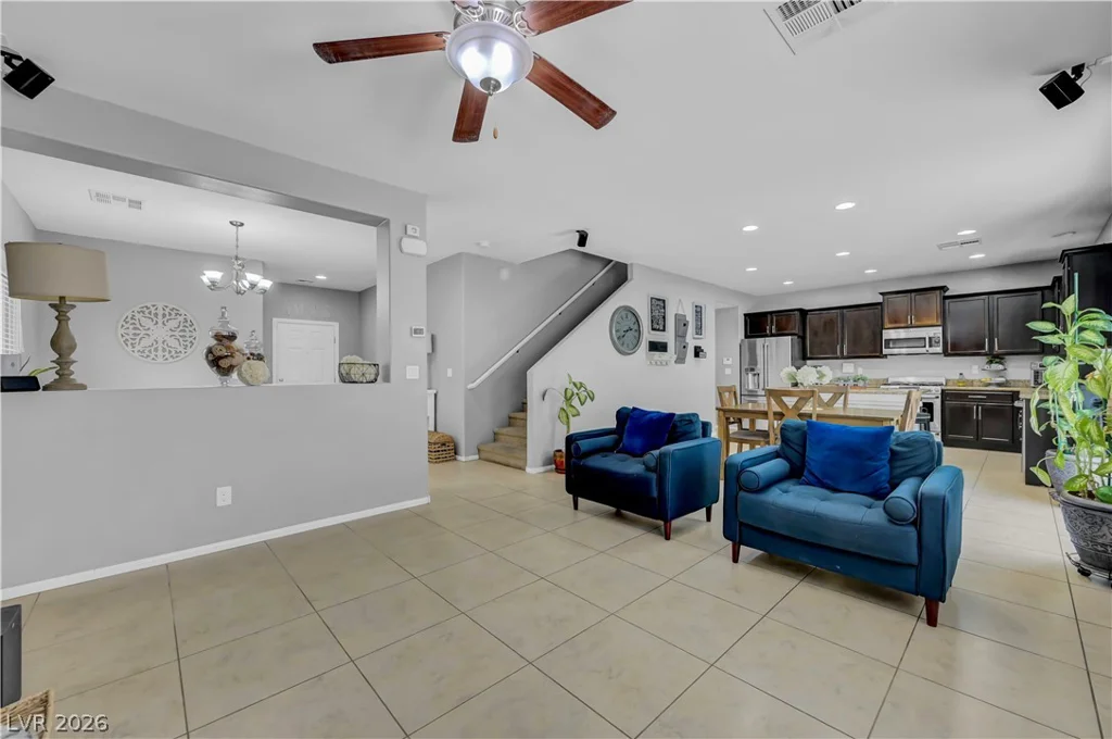 8083 Mosaic Sunrise, Las Vegas, NV 89166