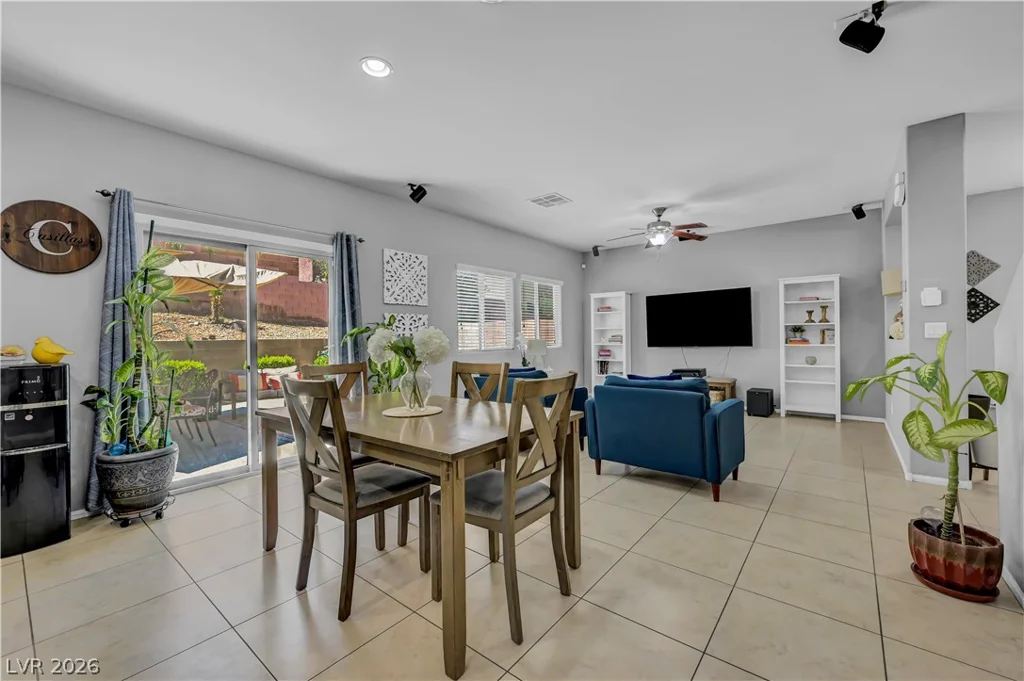 8083 Mosaic Sunrise, Las Vegas, NV 89166
