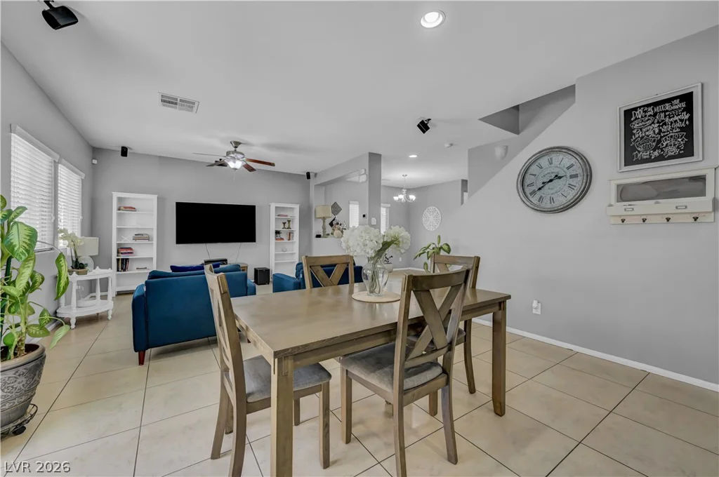 8083 Mosaic Sunrise, Las Vegas, NV 89166