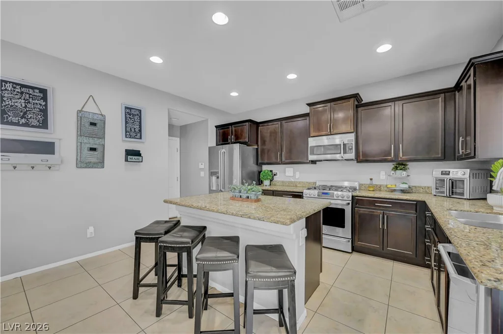 8083 Mosaic Sunrise, Las Vegas, NV 89166