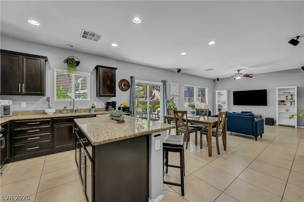 8083 Mosaic Sunrise, Las Vegas, NV 89166