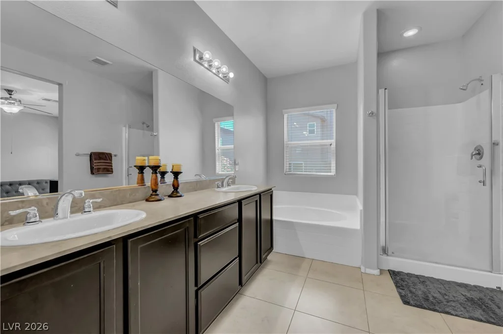 8083 Mosaic Sunrise, Las Vegas, NV 89166