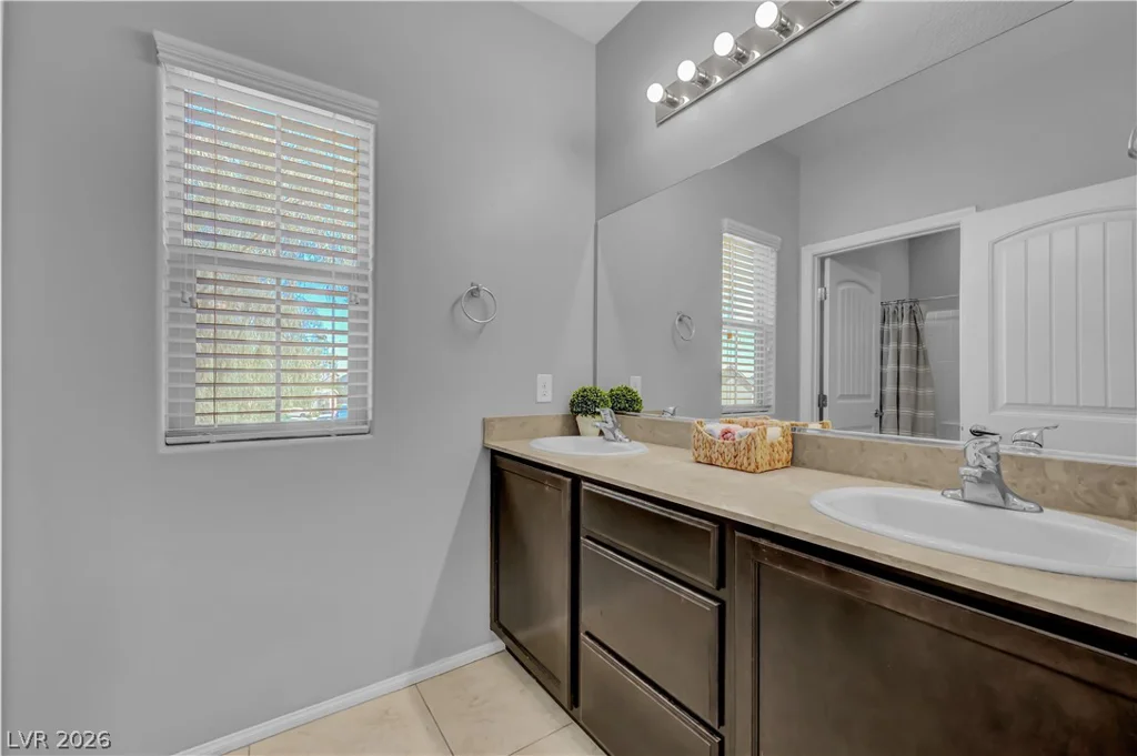 8083 Mosaic Sunrise, Las Vegas, NV 89166