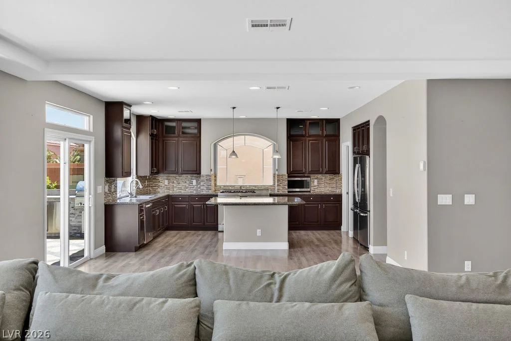9610 Twin Rivers, Las Vegas, NV 89139