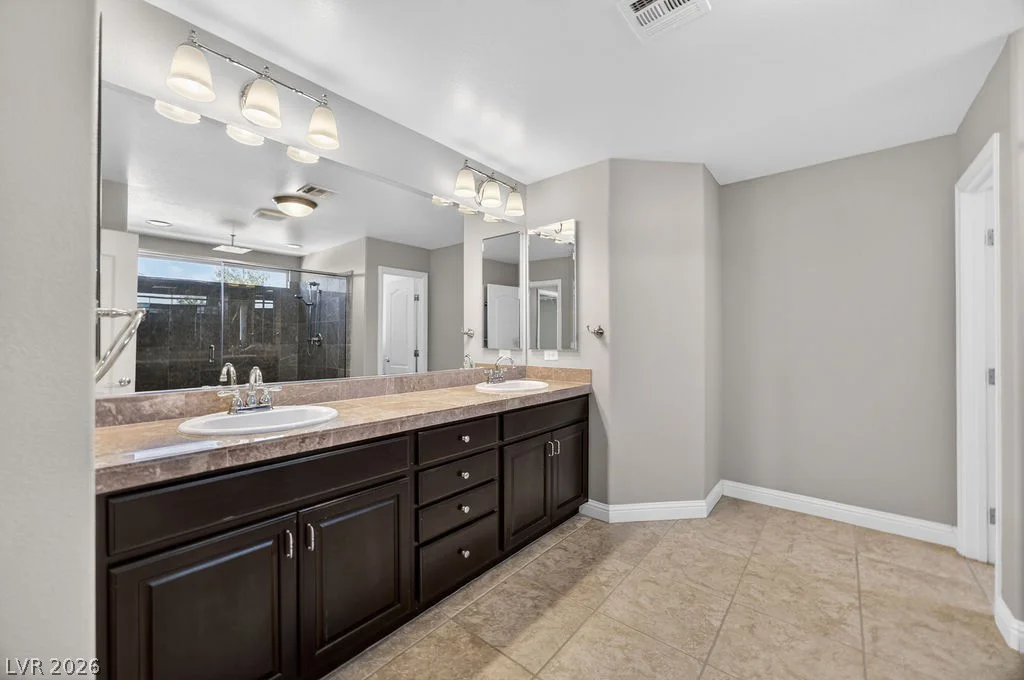 9610 Twin Rivers, Las Vegas, NV 89139