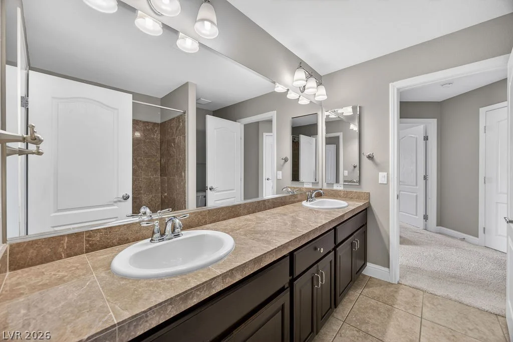 9610 Twin Rivers, Las Vegas, NV 89139