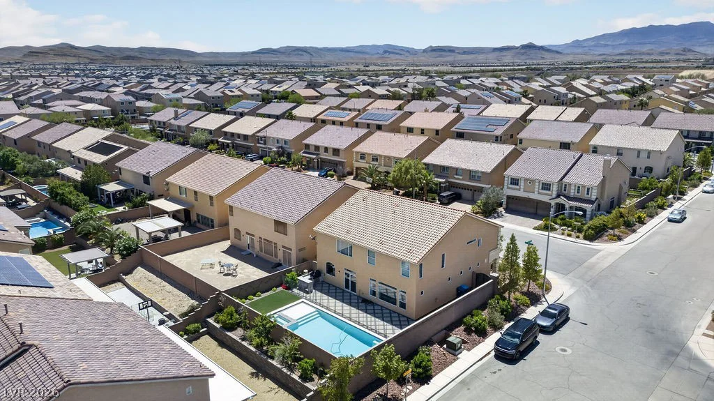 9610 Twin Rivers, Las Vegas, NV 89139