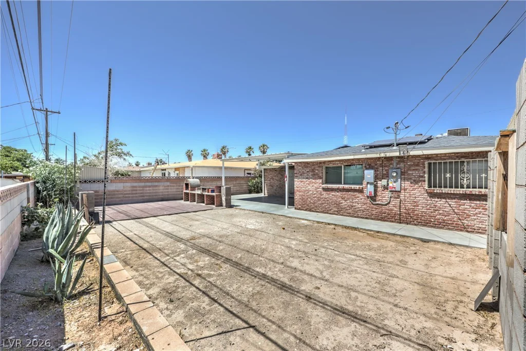 1708 Luning, Las Vegas, NV 89106