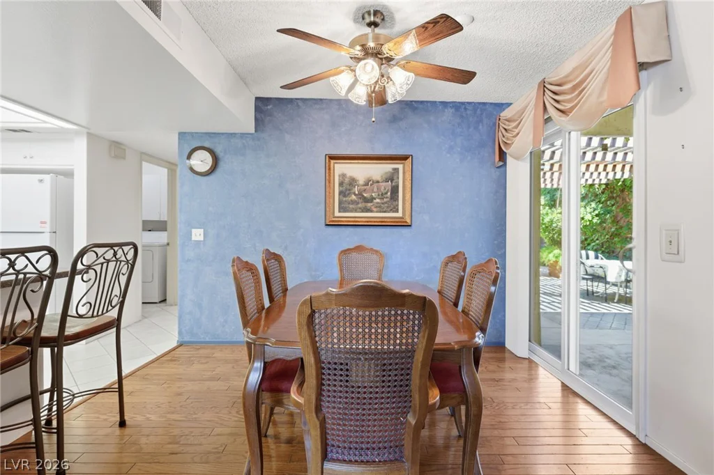 3630 Blackstone, Las Vegas, NV 89121