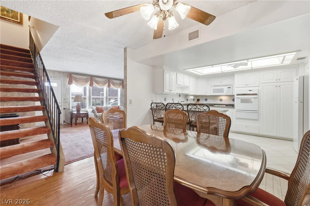 3630 Blackstone, Las Vegas, NV 89121