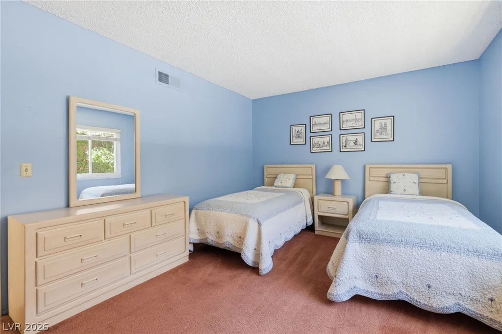 3630 Blackstone, Las Vegas, NV 89121