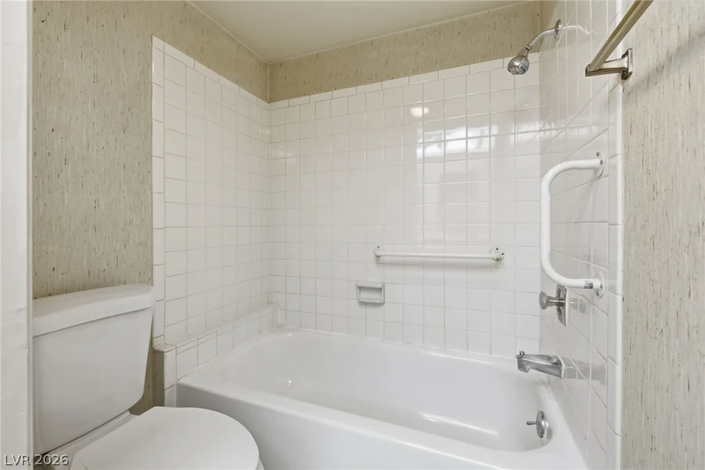 3630 Blackstone, Las Vegas, NV 89121