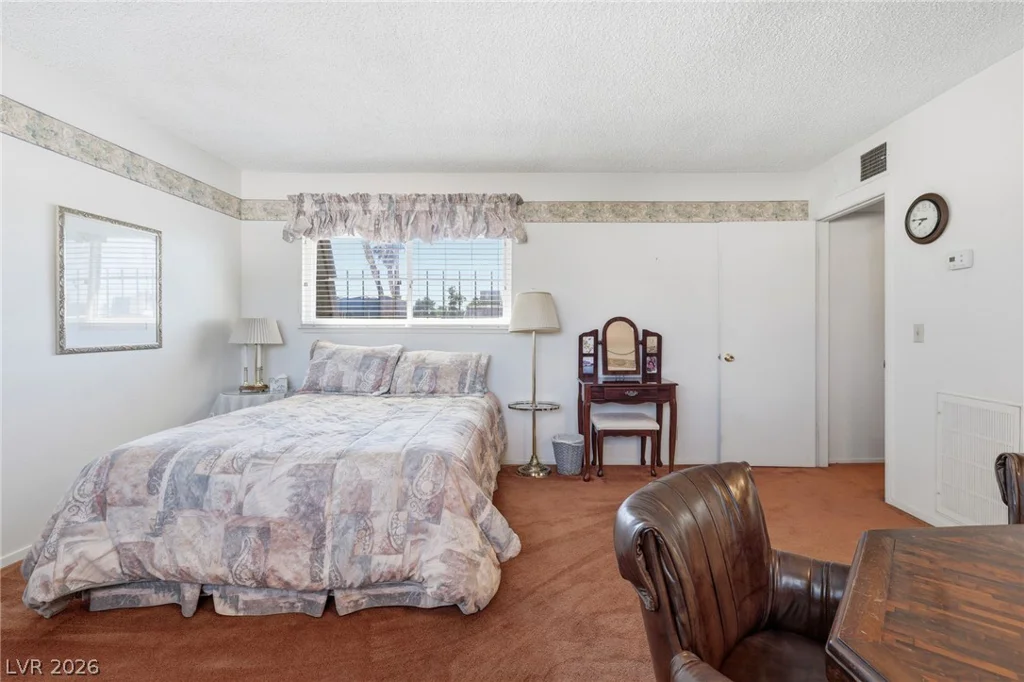 3630 Blackstone, Las Vegas, NV 89121