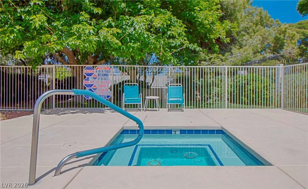 3630 Blackstone, Las Vegas, NV 89121