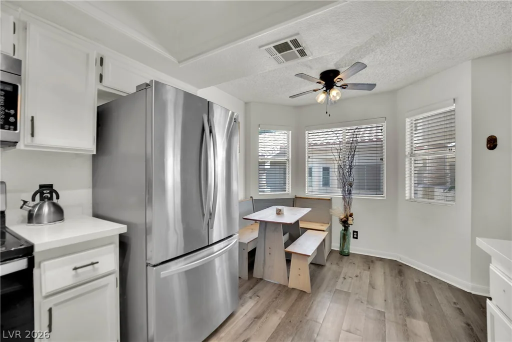 929 Rockview, Las Vegas, NV 89128