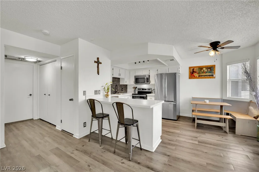 929 Rockview, Las Vegas, NV 89128