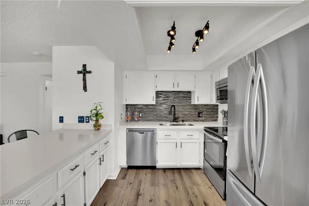 929 Rockview, Las Vegas, NV 89128