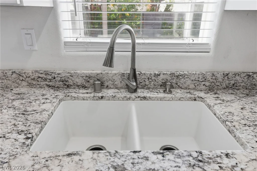 7964 McDowell, Las Vegas, NV 89129