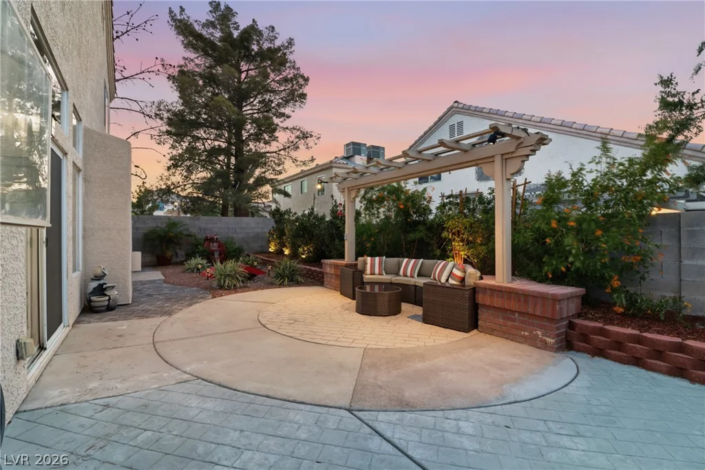 7964 McDowell, Las Vegas, NV 89129