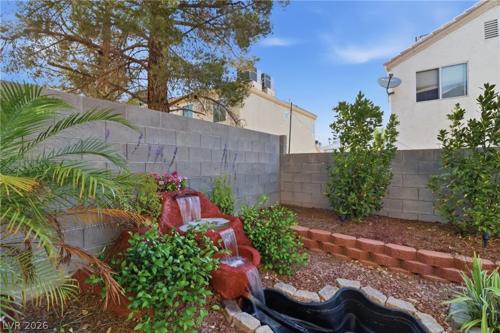 7964 McDowell, Las Vegas, NV 89129