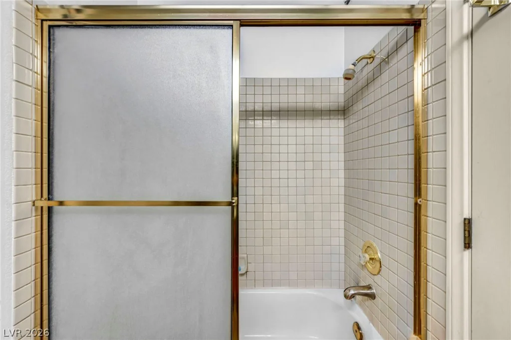 7713 Leavorite, Las Vegas, NV 89128
