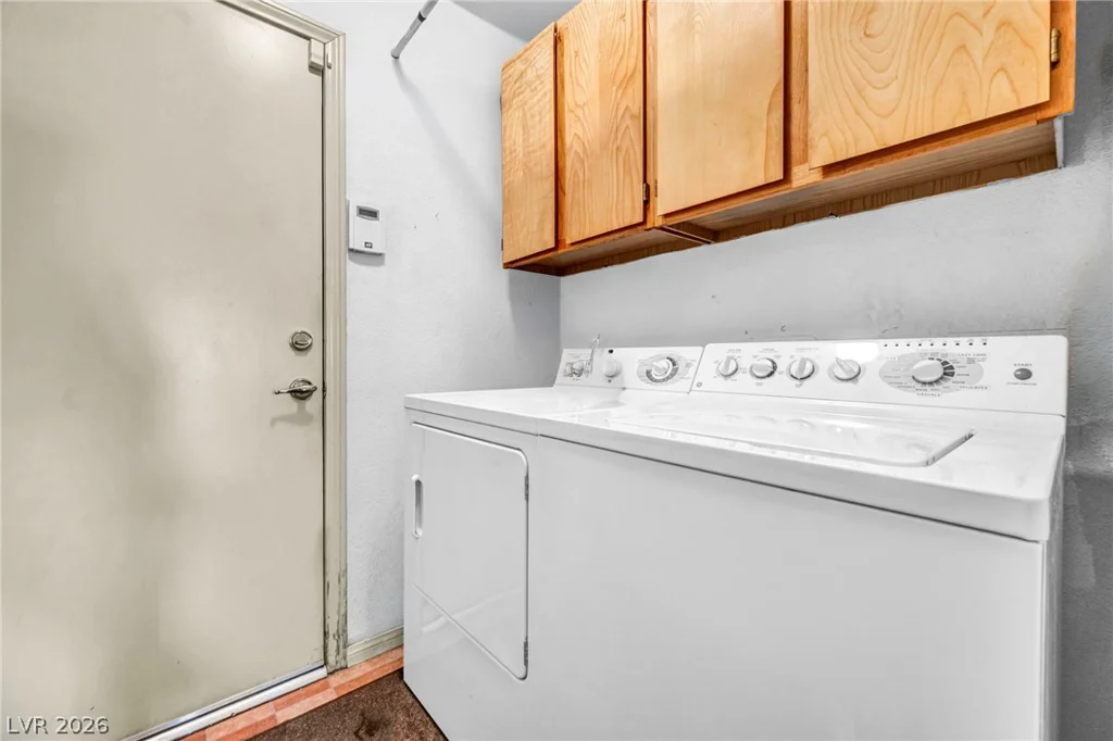 7713 Leavorite, Las Vegas, NV 89128