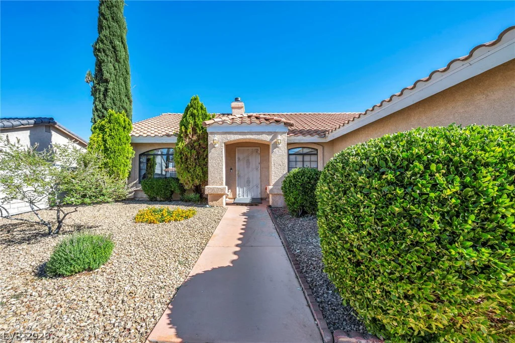 7713 Leavorite, Las Vegas, NV 89128