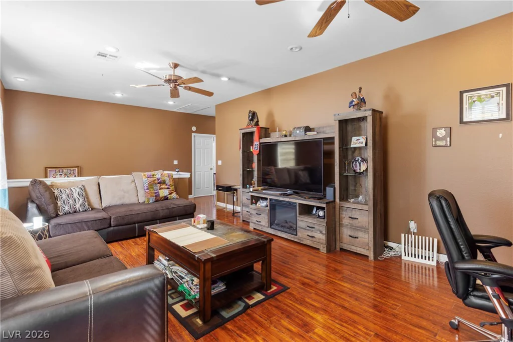 2502 Parasail Point, North Las Vegas, NV 89031