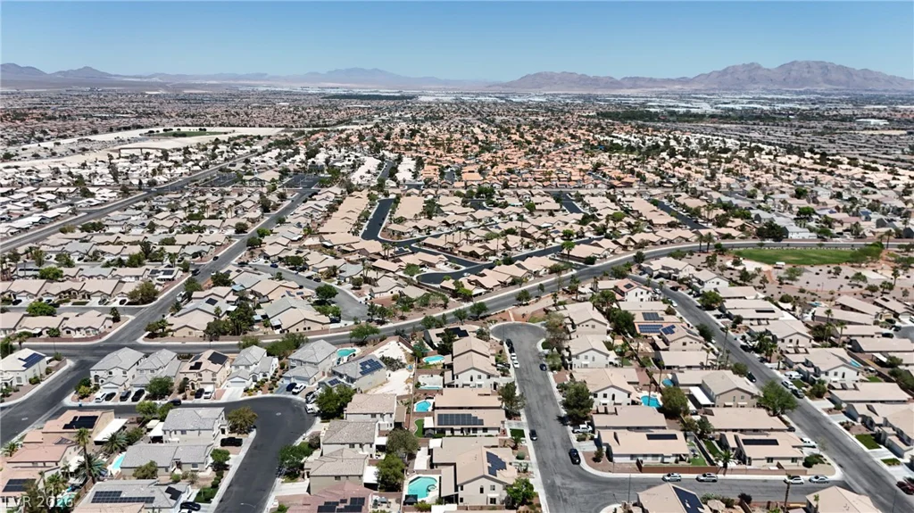 2502 Parasail Point, North Las Vegas, NV 89031