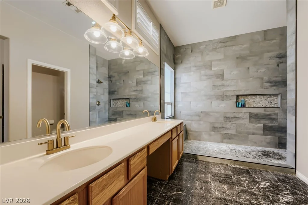 8869 Pheasant Valley, Las Vegas, NV 89123