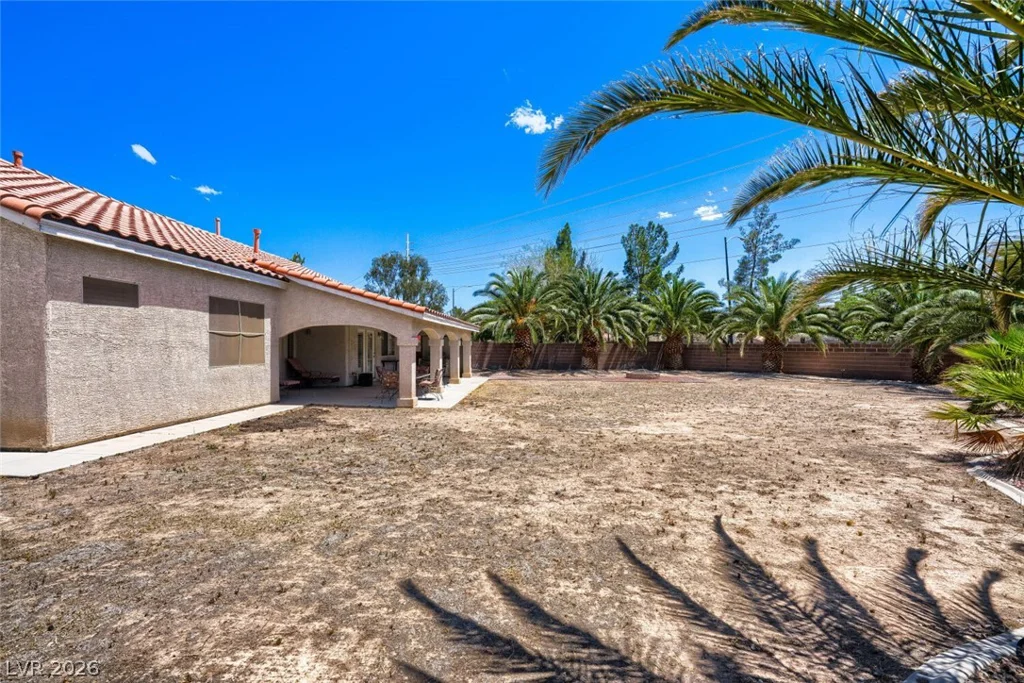 8869 Pheasant Valley, Las Vegas, NV 89123