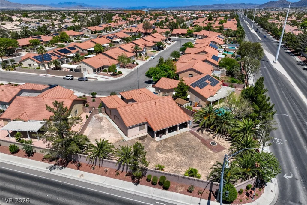 8869 Pheasant Valley, Las Vegas, NV 89123