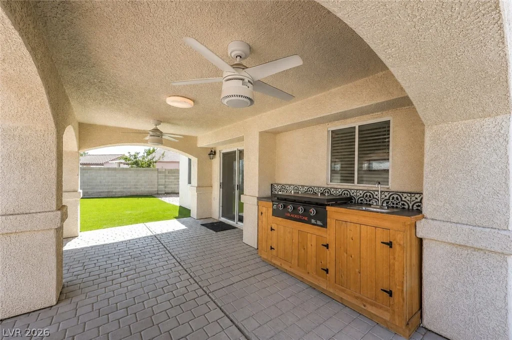 606 Zalataia, North Las Vegas, NV 89031