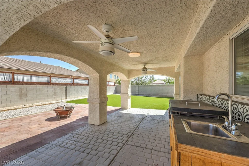606 Zalataia, North Las Vegas, NV 89031
