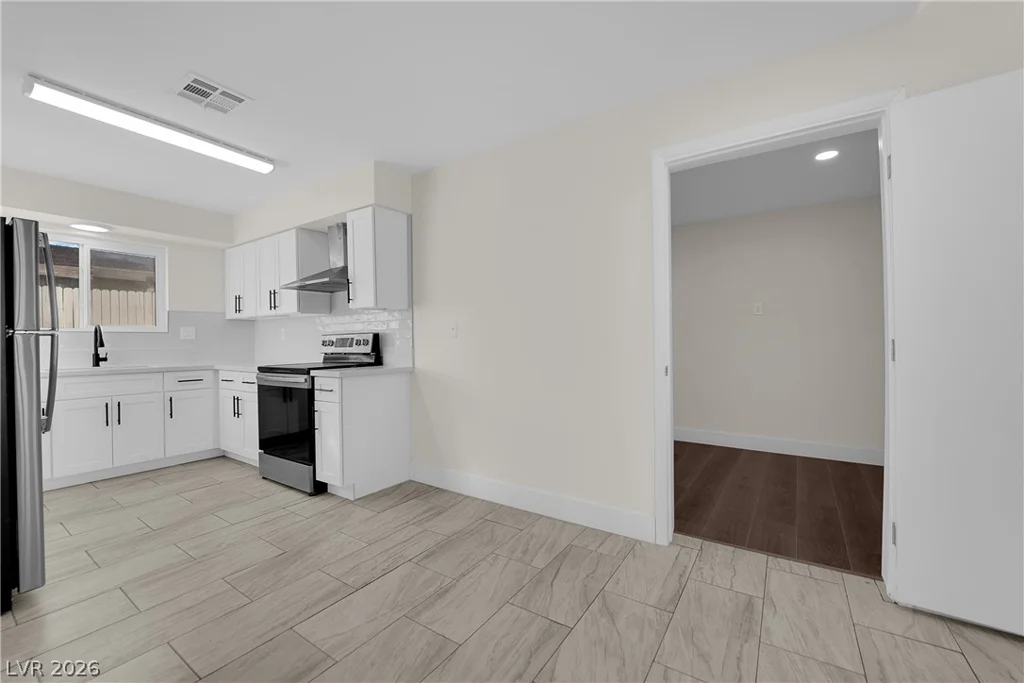 4404 Edward, Las Vegas, NV 89108